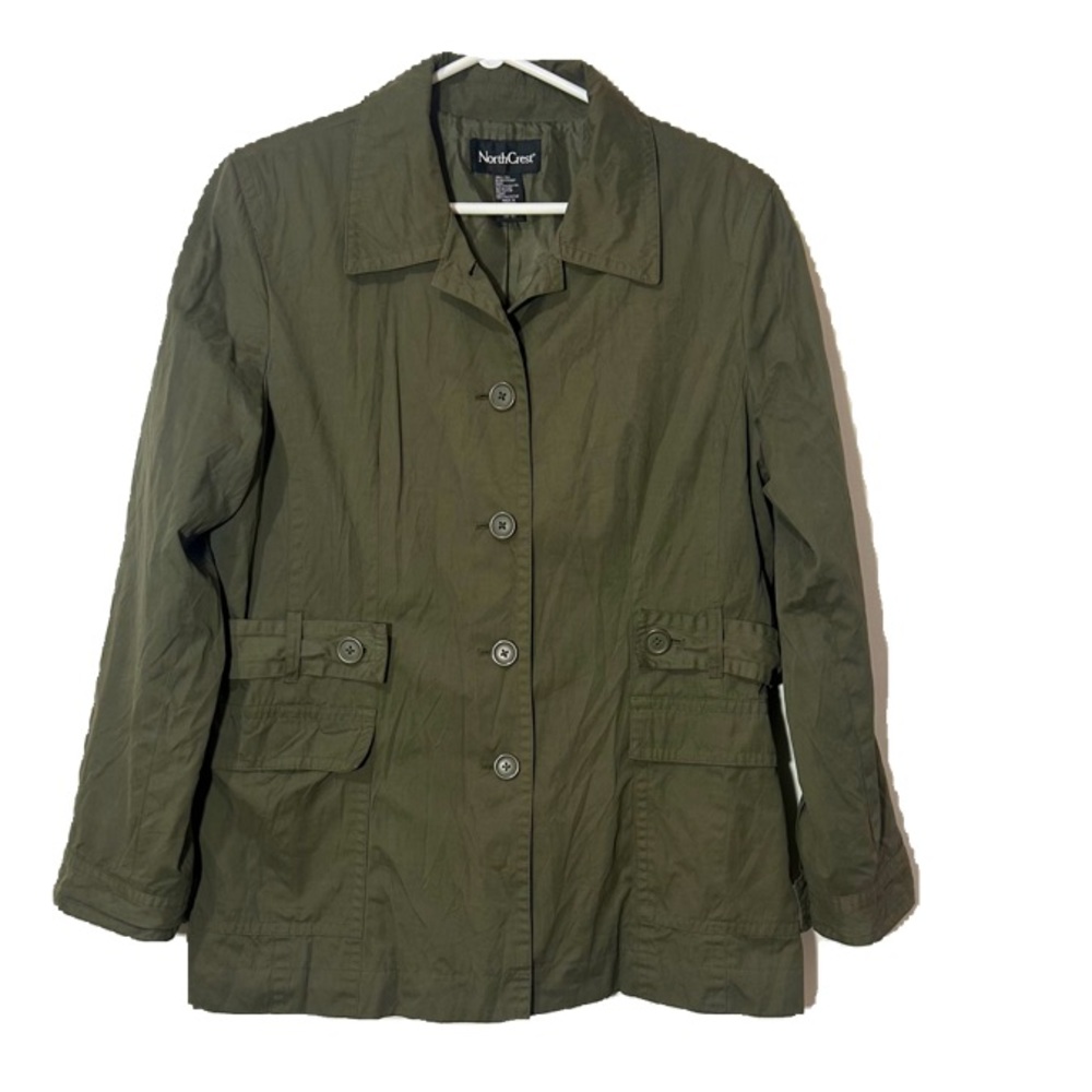 NORTHCREST WOMEN LIGHT JACKET IN ARMY GREEN COLOUR buttons closure size large